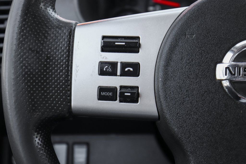 Used 2020 Nissan Frontier SV image 24