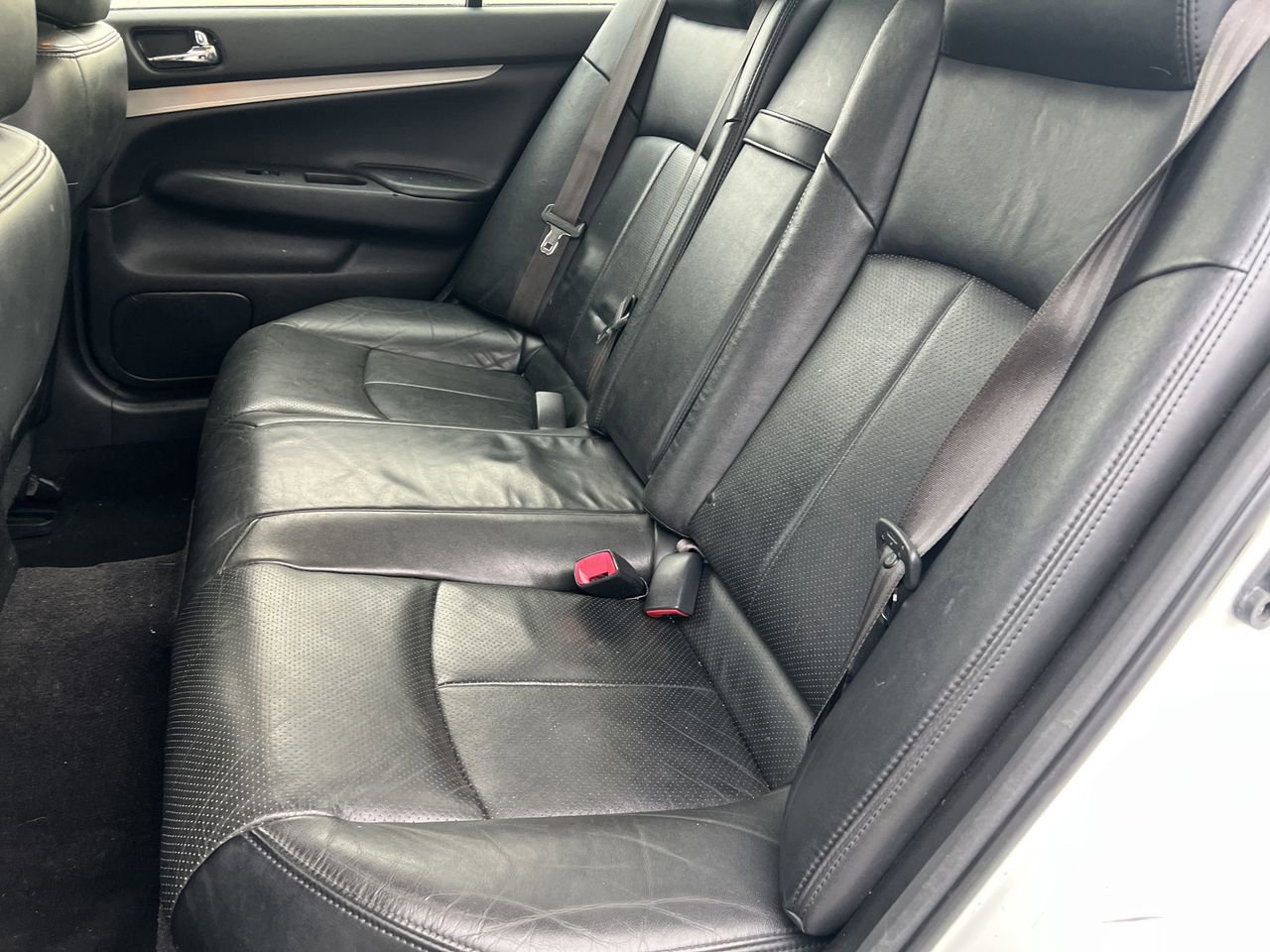 Used 2013 INFINITI G37 x w/ Premium Pkg image 29