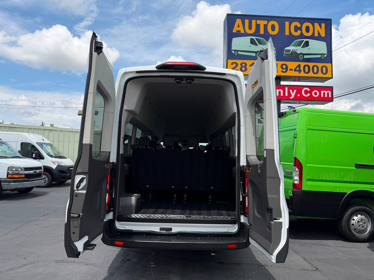 Used 2023 Ford Transit 350 XLT AWD/4WD image 24