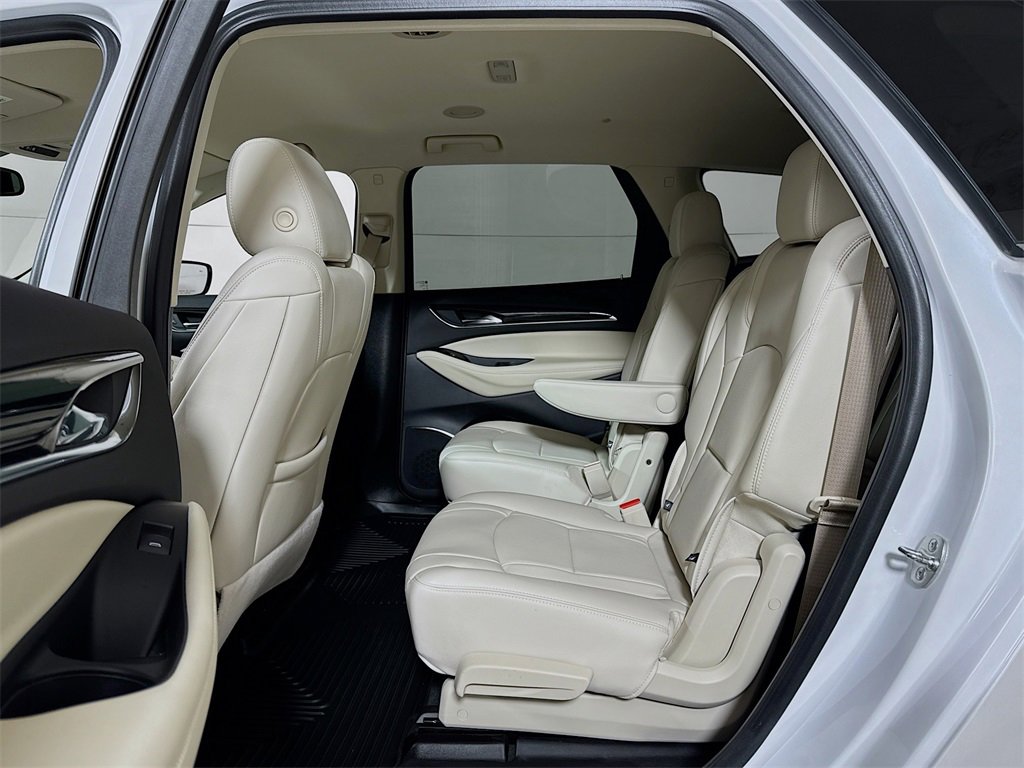 Certified 2024 Buick Enclave Essence image 21