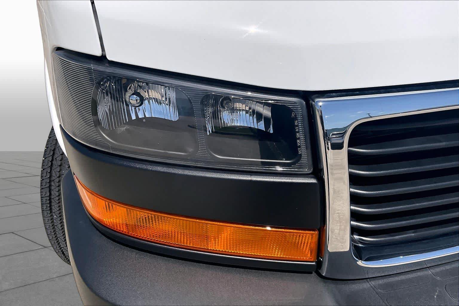 Certified 2025 GMC Savana 2500 w/ Driver Convenience Package RWD image 23