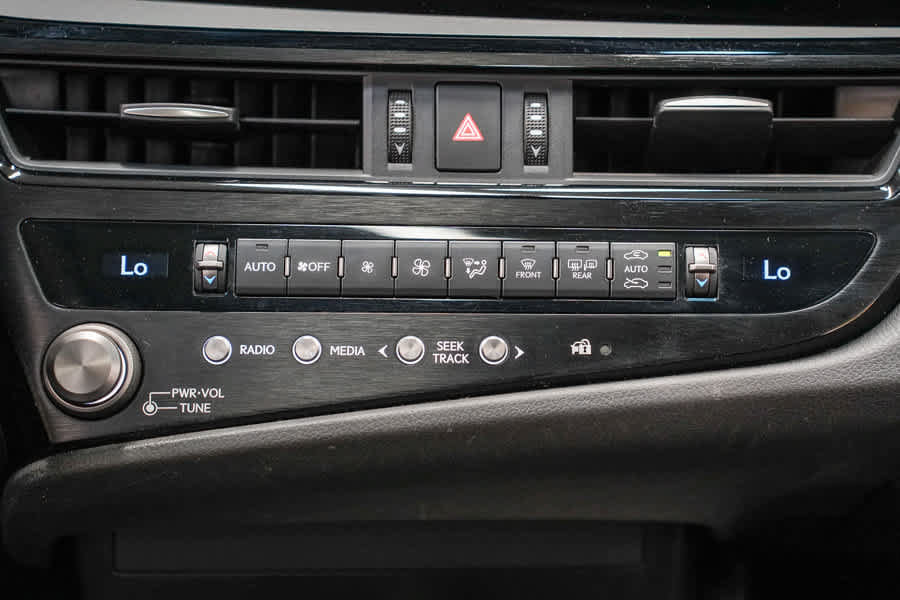 Used 2024 Lexus ES 350 w/ Accessory Package (Z2) FWD image 14
