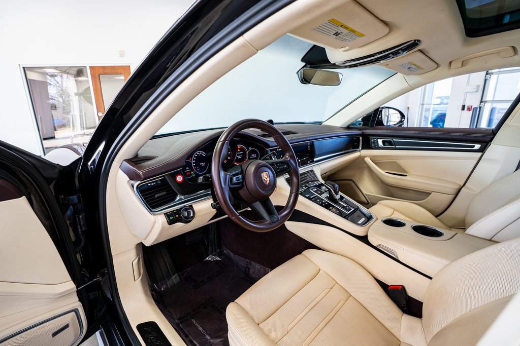 Used 2023 Porsche Panamera Platinum Edition image 37
