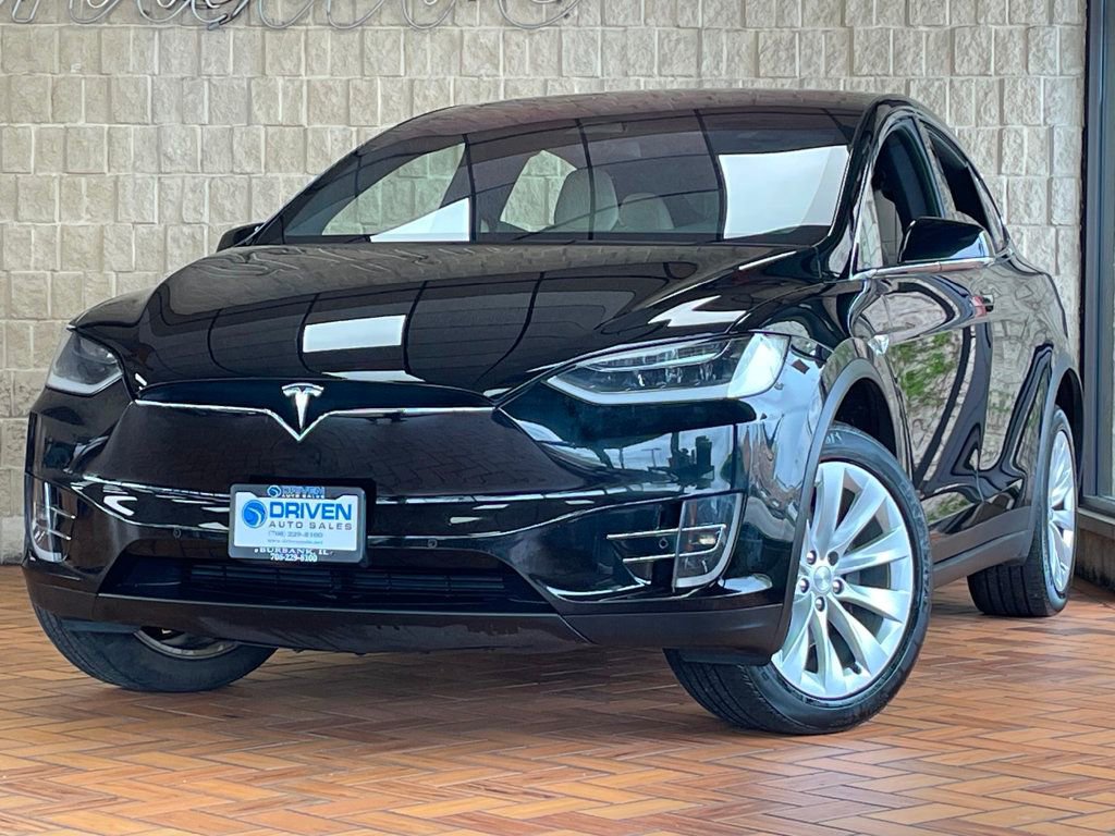 Used 2016 Tesla Model X 90D AWD/4WD image 2