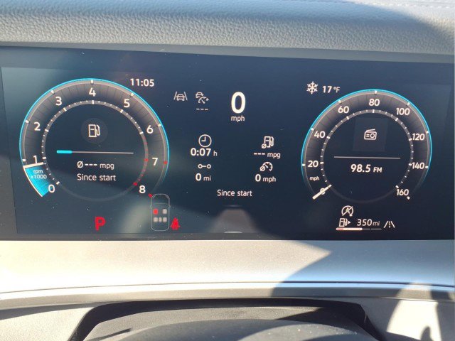 New 2026 Volkswagen Tiguan SE R-Line image 25