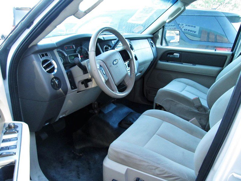 Used 2014 Ford Expedition XL image 5