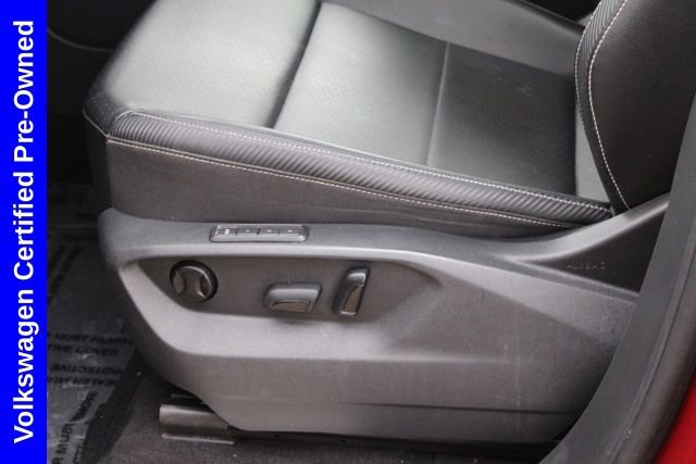 Used 2022 Volkswagen Atlas Cross Sport SEL R-Line image 18