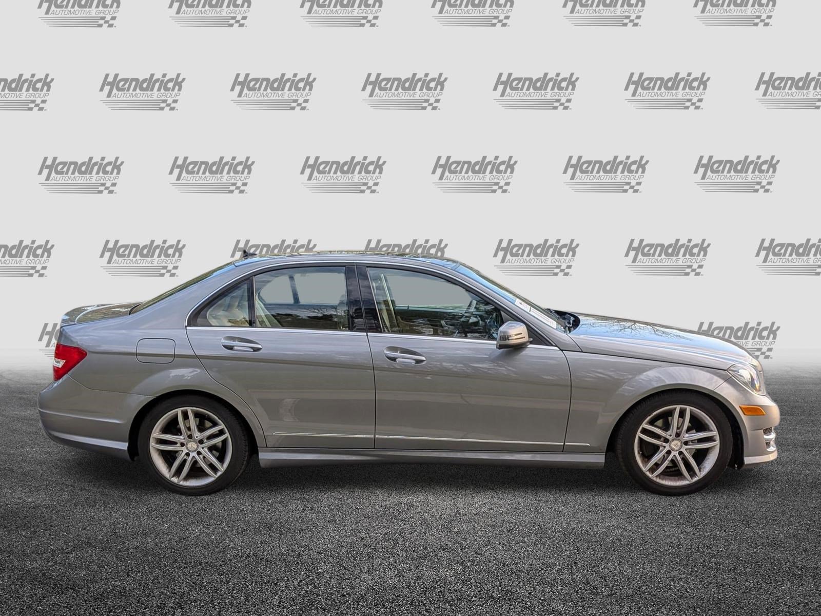 Used 2012 Mercedes-Benz C 300 4MATIC Sedan image 11