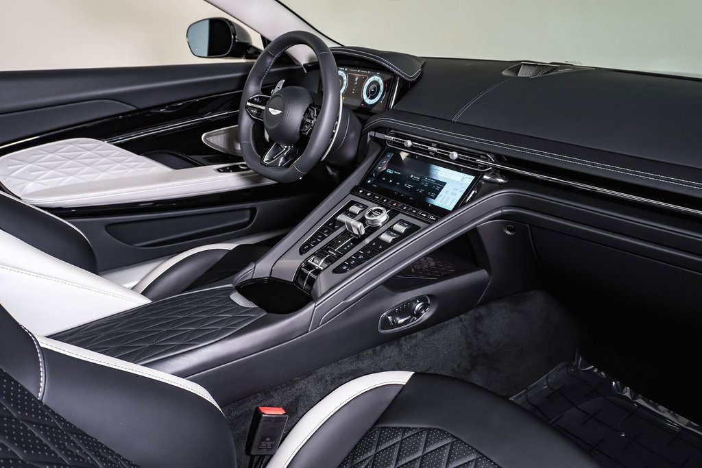 New 2025 Aston Martin DB12 Convertible image 17