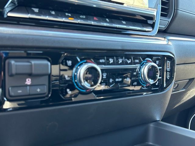 New 2026 GMC Sierra 2500 SLT w/ SLT Convenience Package image 39