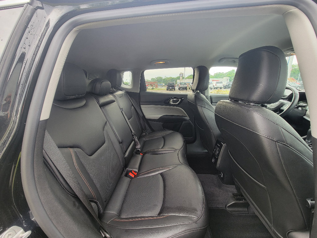 Used 2022 Jeep Compass Limited AWD/4WD image 30