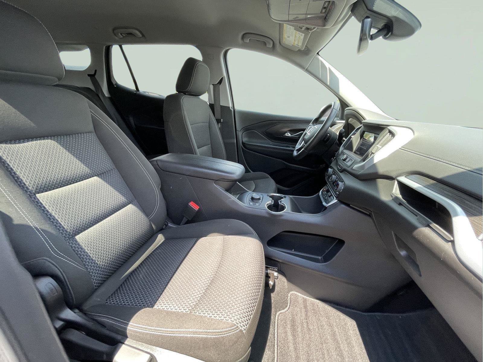 Used 2023 GMC Terrain SLE w/ Driver Convenience Package AWD/4WD image 21