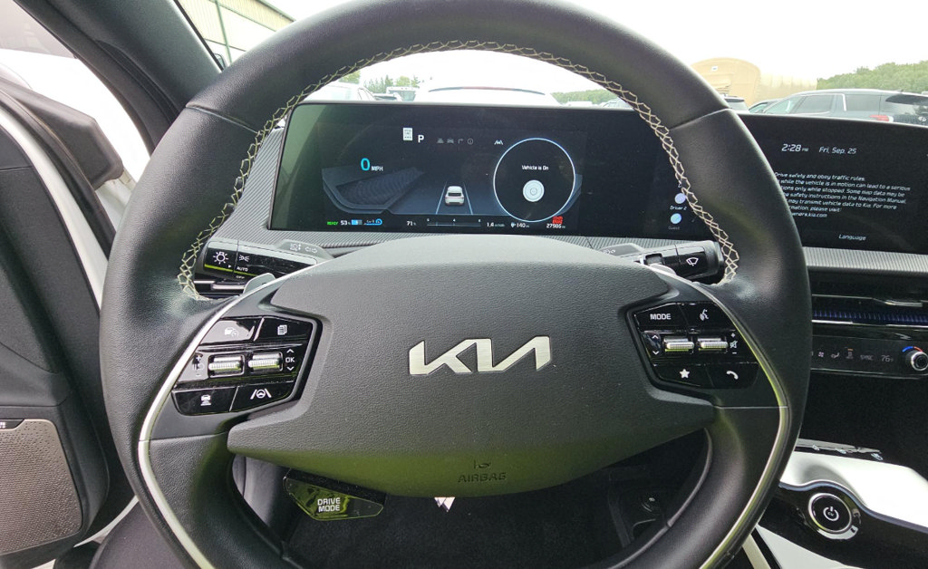 Used 2023 Kia EV6 GT-Line w/ GT-Line Suede Seat Package AWD/4WD image 12