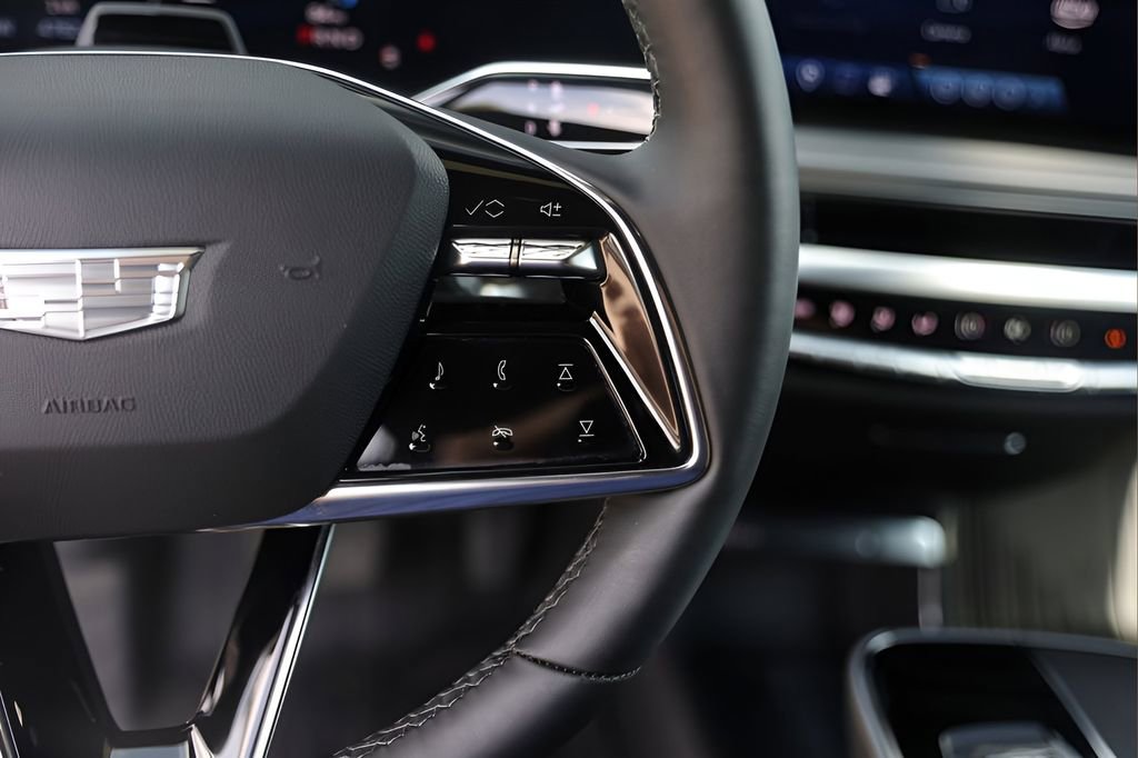 Used 2025 Cadillac Lyriq Luxury w/ LPO, Floor Liner Package image 13