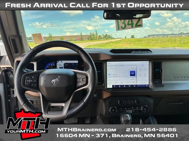 Used 2023 Ford Bronco Outer Banks AWD/4WD image 11