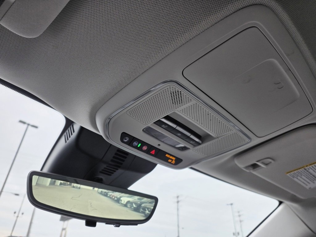 Used 2024 GMC Acadia Denali w/ Super Cruise Package image 21