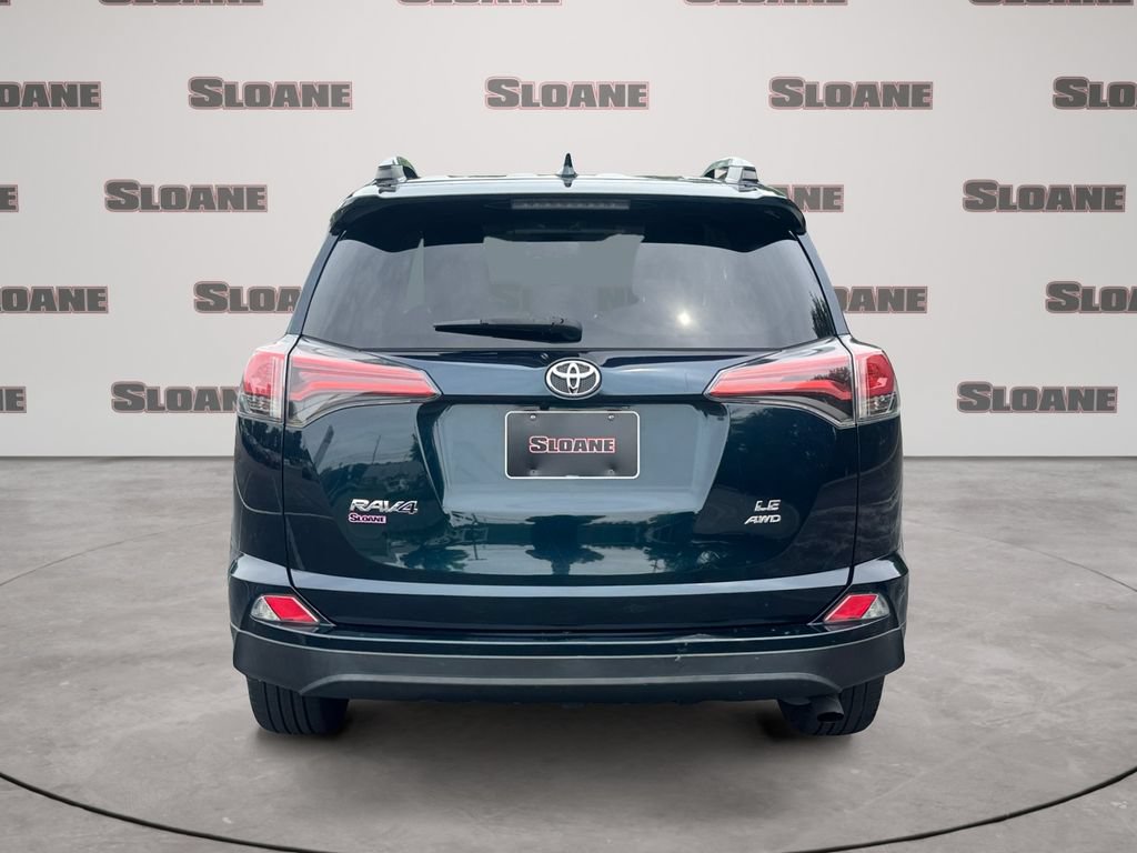 Used 2017 Toyota RAV4 LE AWD/4WD image 4