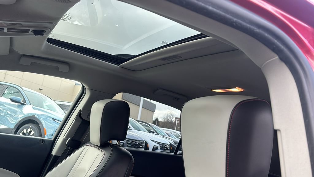 Used 2014 Chevrolet Equinox LTZ image 25