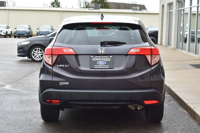 Used 2018 Honda HR-V EX image 10