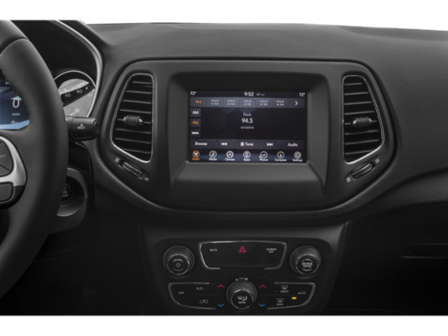 Used 2018 Jeep Compass Latitude w/ Popular Equipment Group AWD/4WD image 12