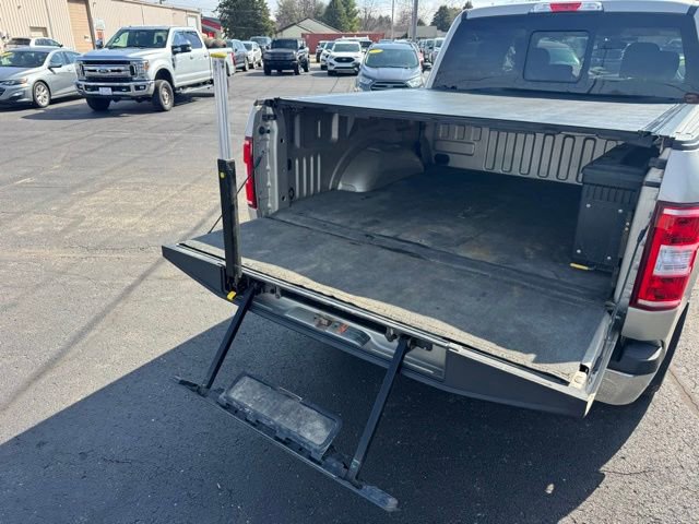 Used 2018 Ford F150 XLT w/ Equipment Group 302A Luxury AWD/4WD image 5