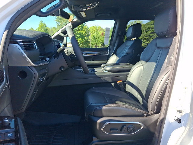 Used 2022 Jeep Wagoneer Series II RWD image 13