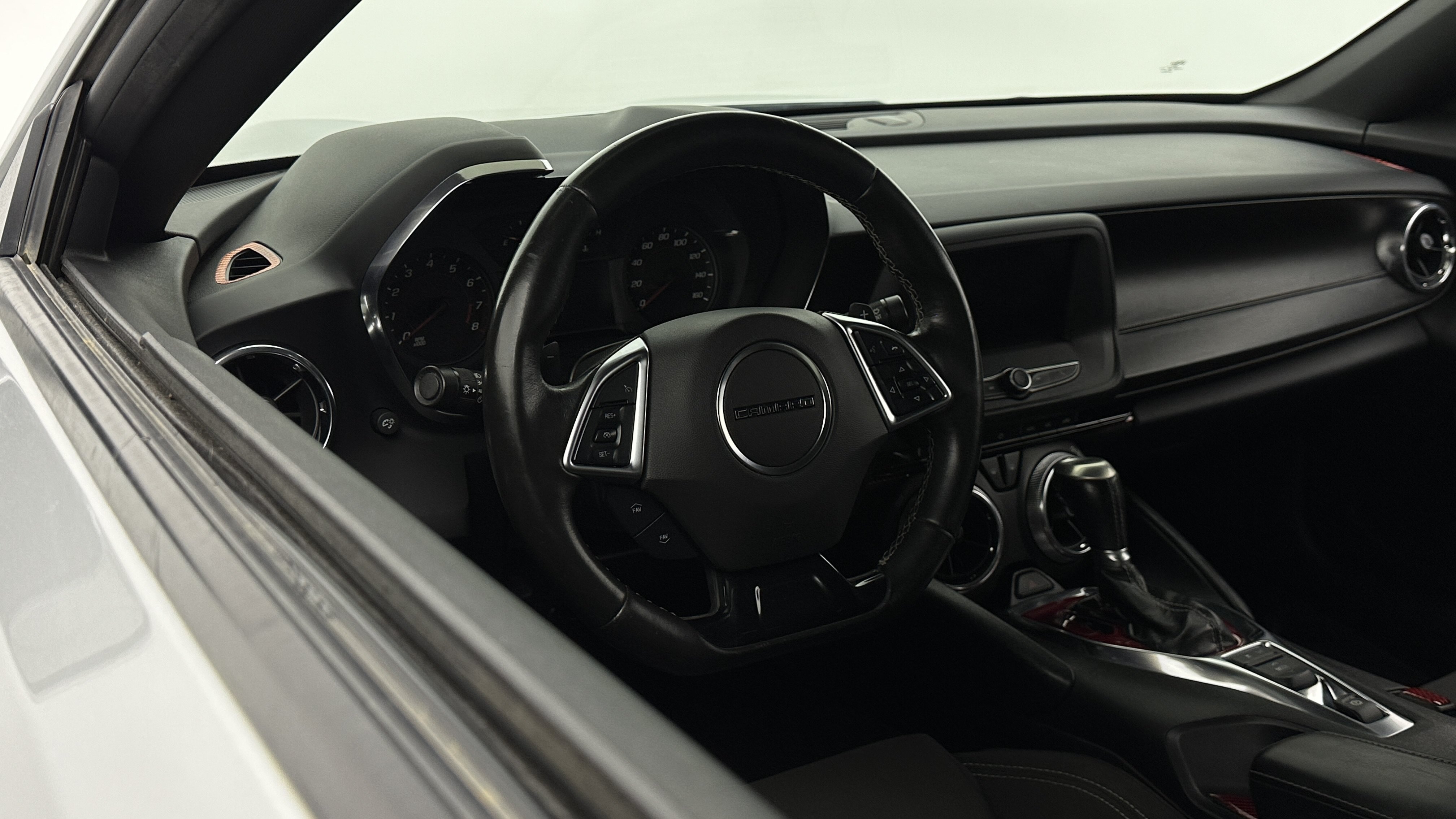 Used 2019 Chevrolet Camaro LS RWD image 10