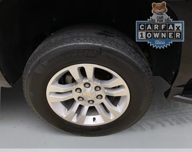 Used 2017 Chevrolet Suburban LT AWD/4WD image 18