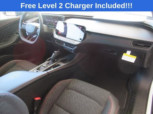 Used 2025 Dodge Charger R/T w/ Quick Order Package 25M R/T image 11