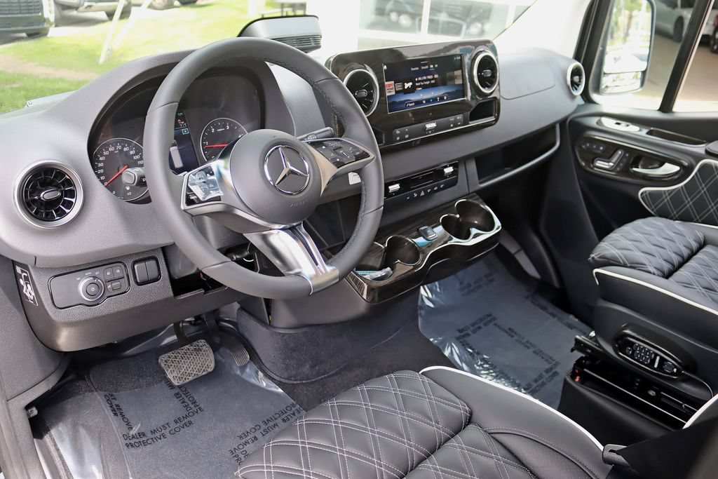 Used 2026 Mercedes-Benz Sprinter 3500 image 16