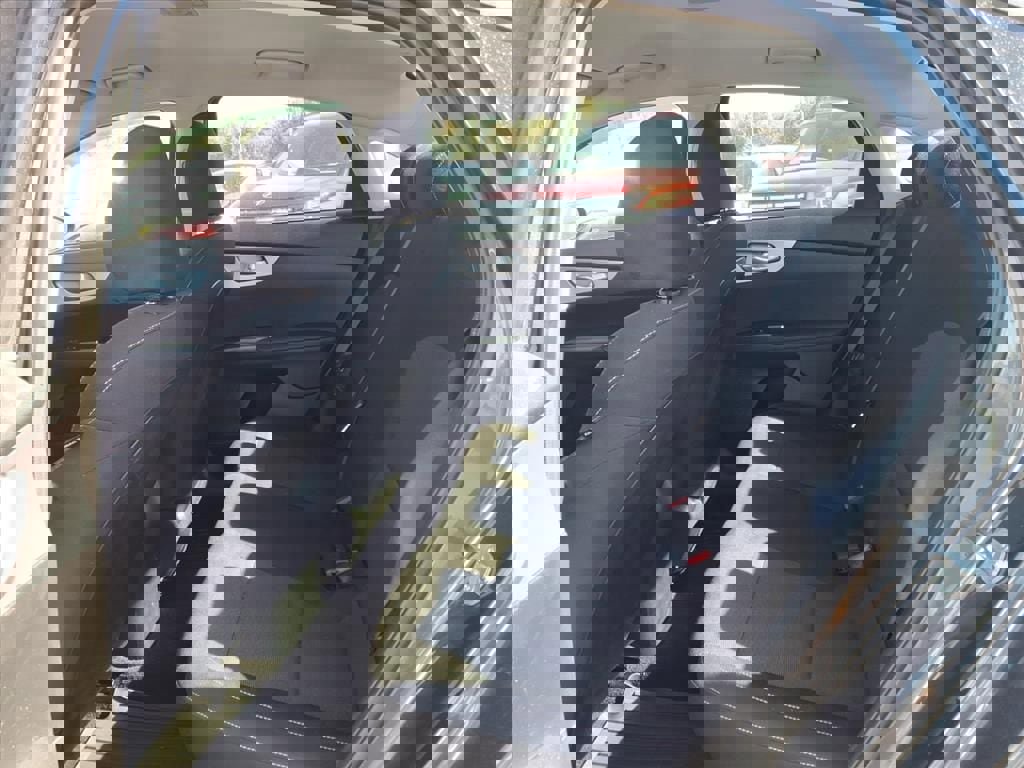 Used 2024 Kia Forte LXS image 4