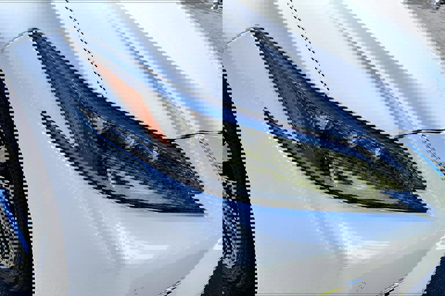 New 2025 Lexus ES 350 Ultra Luxury image 21