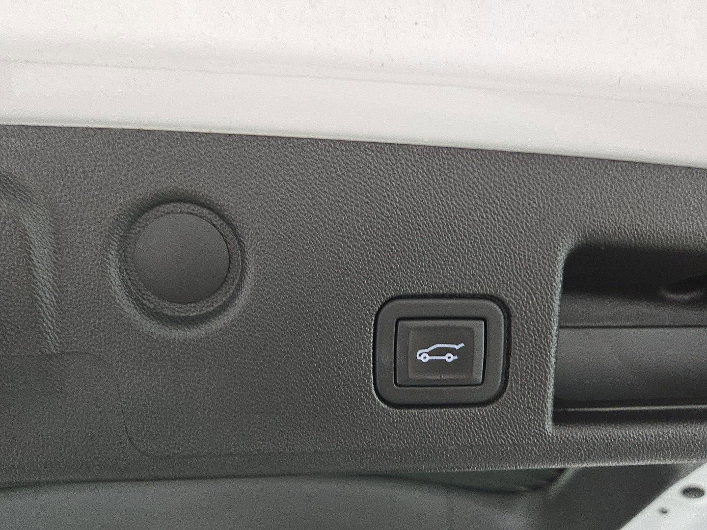 Used 2024 Chevrolet Equinox LT image 14