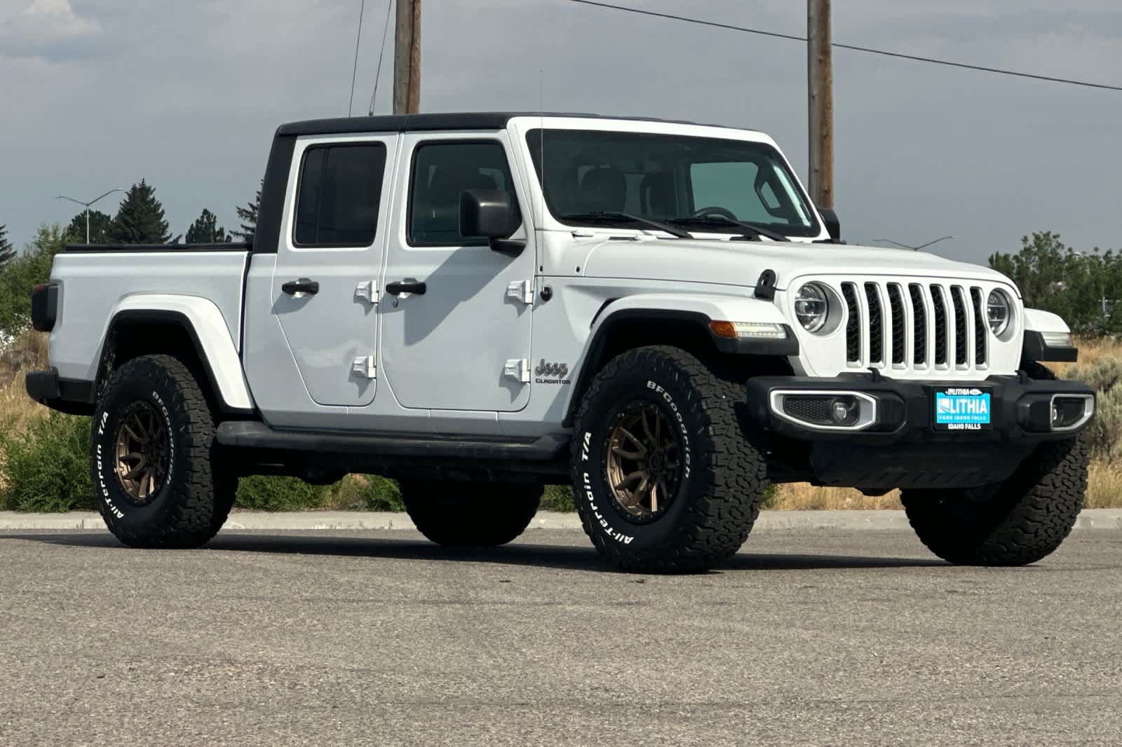 Used 2020 Jeep Gladiator Overland AWD/4WD image 9