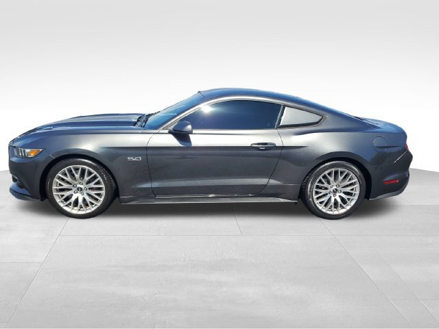 Used 2017 Ford Mustang GT Premium w/ GT Performance Package RWD image 7