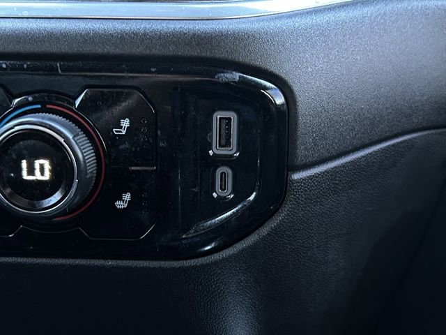 Used 2024 Chevrolet Silverado 1500 RST image 20