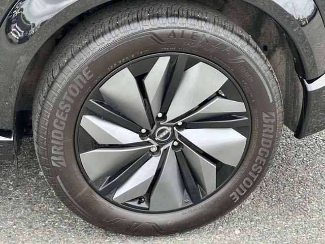 Used 2023 Nissan Ariya AWD image 8