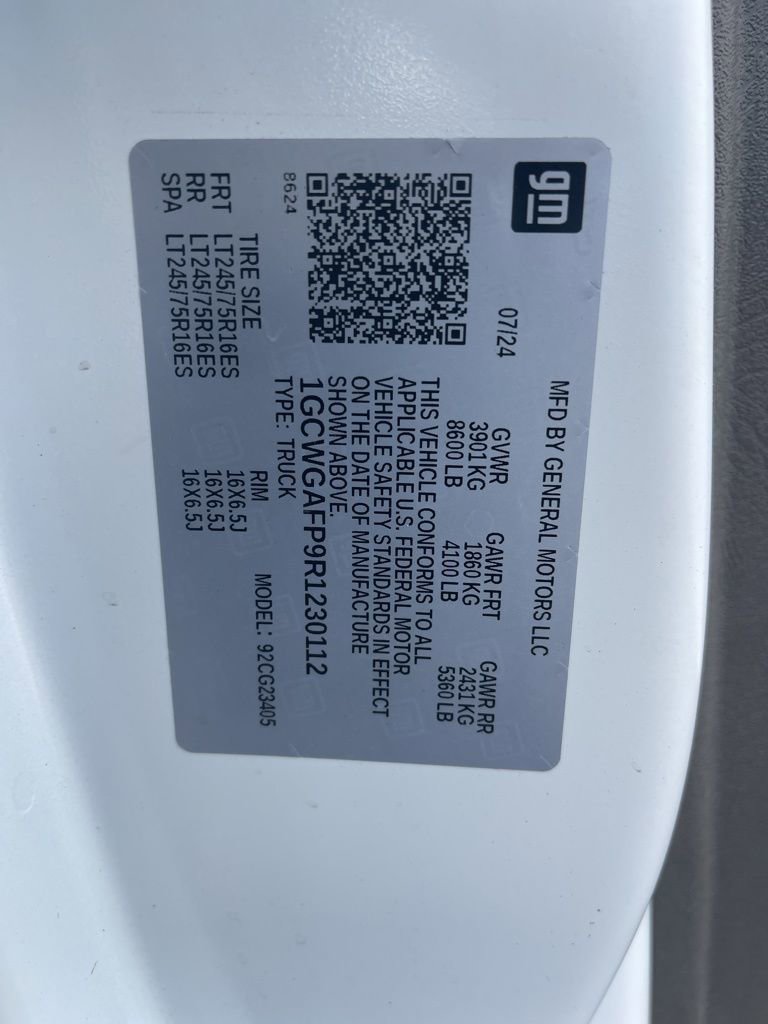 Used 2024 Chevrolet Express 2500 Work Van w/ Driver Convenience Package image 28