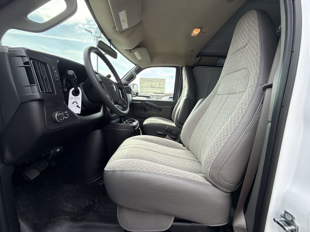 New 2026 GMC Savana 3500 Extended w/ Driver Convenience Package RWD image 13