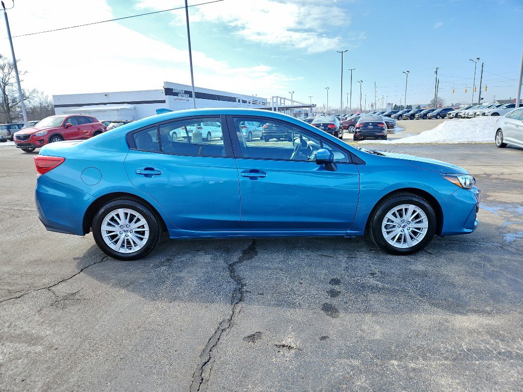 Used 2018 Subaru Impreza 2.0i Premium w/ Popular Package #1 AWD/4WD image 5