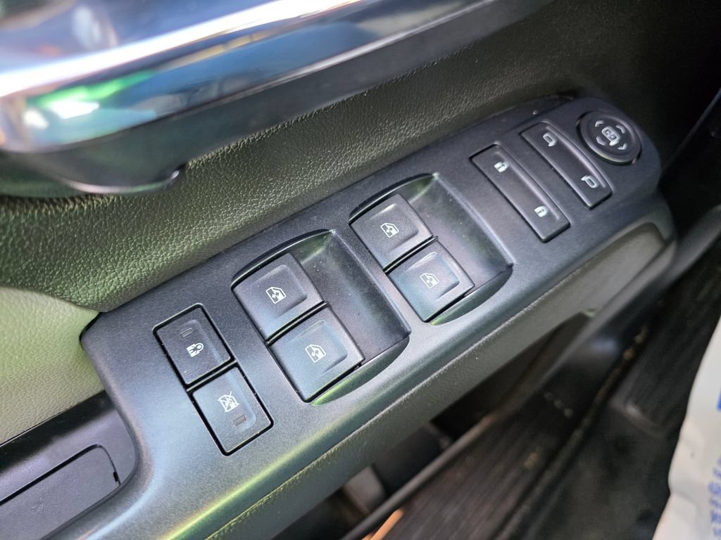 Used 2019 Chevrolet Silverado 2500 W/T w/ WT Convenience Package AWD/4WD image 38
