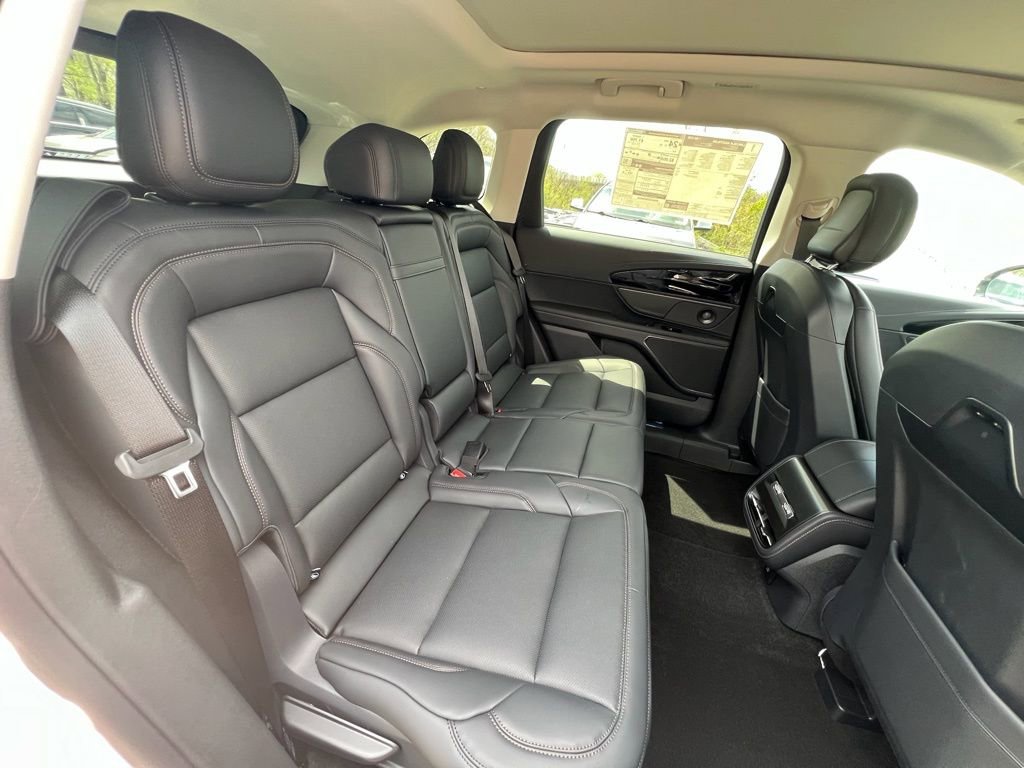 New 2026 Lincoln Nautilus Premier w/ Equipment Group 102A AWD/4WD image 24