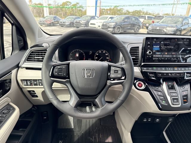 New 2026 Honda Odyssey Touring image 21