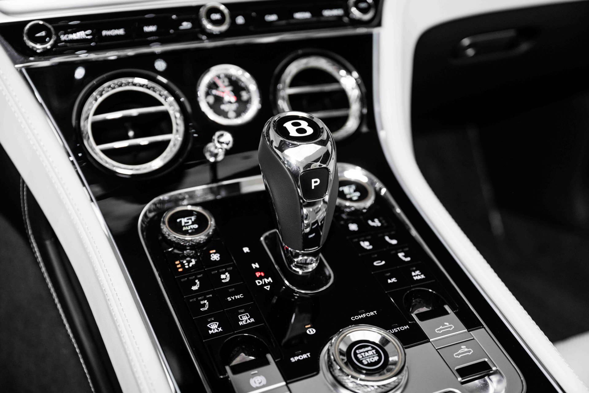 Used 2022 Bentley Continental GT image 34