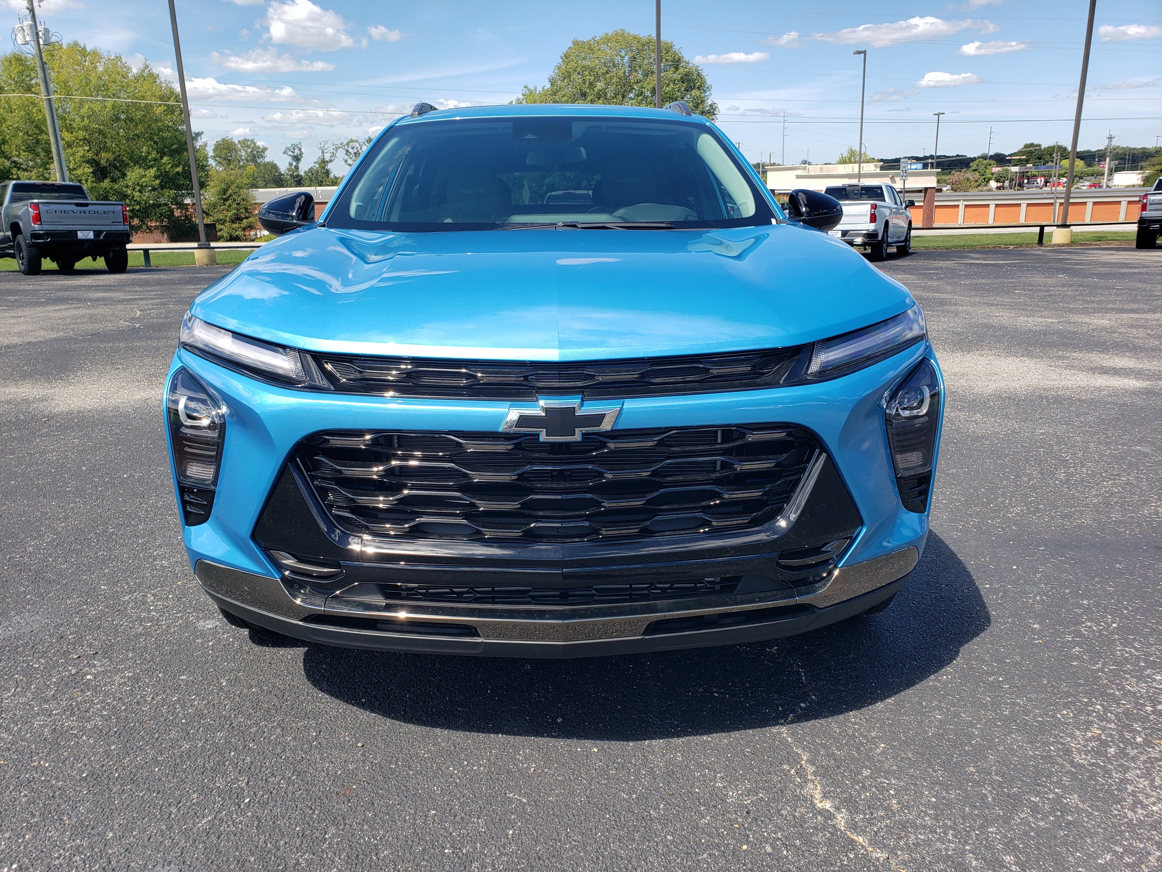 New 2026 Chevrolet Trax ACTIV w/ Sunroof Package FWD image 7