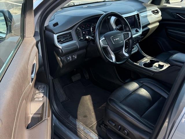 Used 2023 GMC Acadia SLT image 10