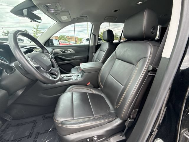 Used 2021 Chevrolet Traverse RS FWD image 11