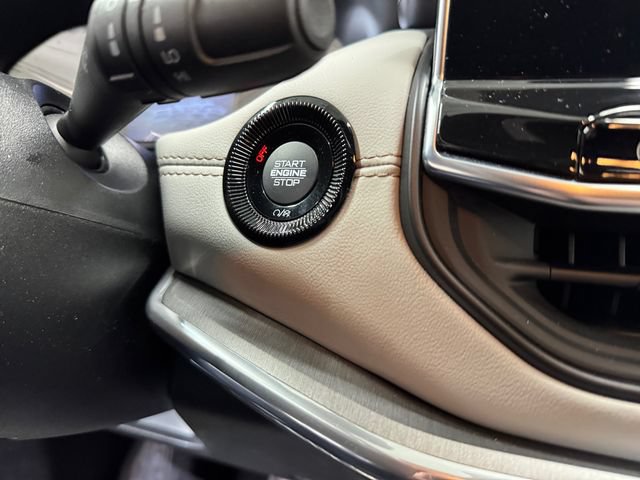 Used 2023 Jeep Compass Limited AWD/4WD image 20