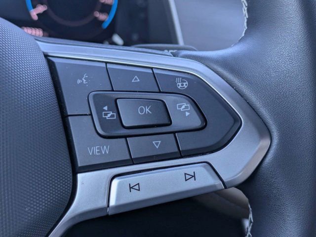 Used 2026 Volkswagen Atlas Cross Sport SE FWD image 23