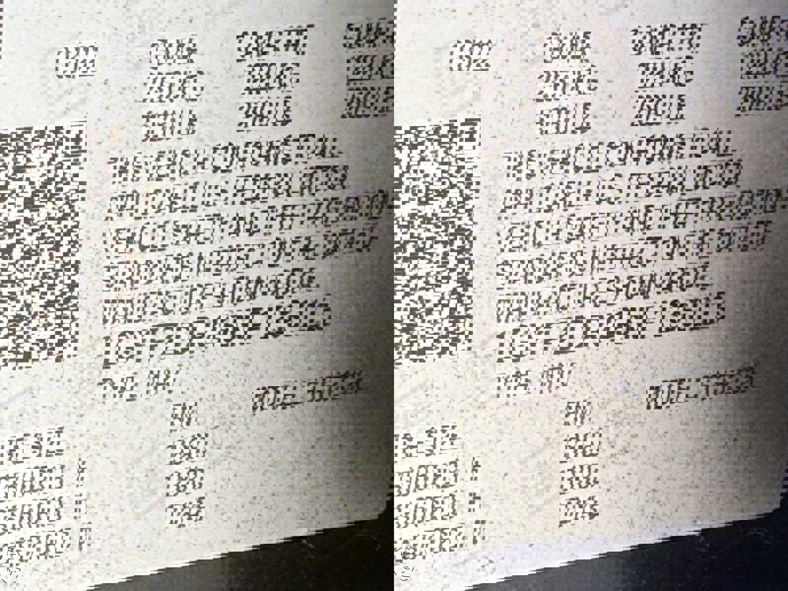 Used 2022 Cadillac XT4 Premium Luxury w/ Safety Alert Package image 29